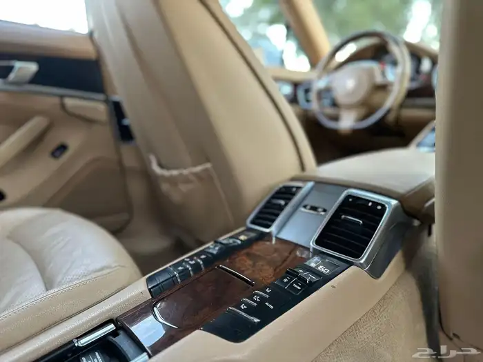 بورش بانميرا 4S 2013 ( ممشى قليل ) 36