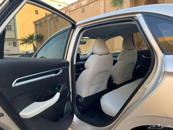 جيلي ام جراند سعودي 14