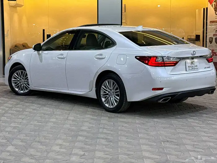 لكزس - ES350 - 2016 - فل كامل ( بحالة الوكاله ) 18