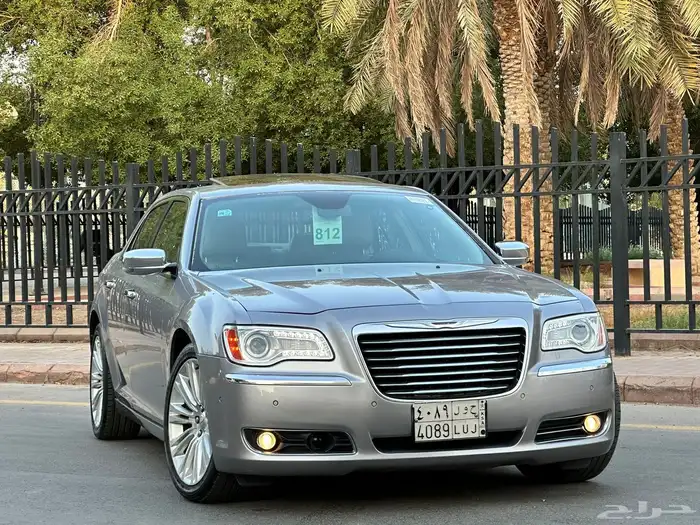 كرايزلر C300 HEMI 2014 ( ممشى قليل ) 5