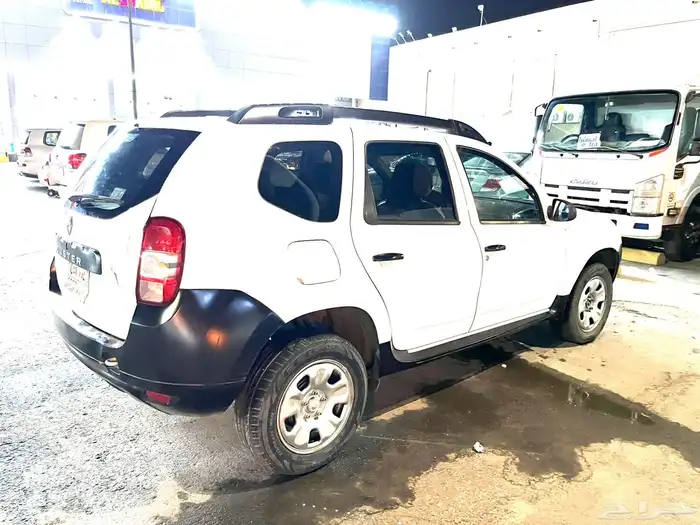 Renault Duster 2015  excellent running condition for sale 3