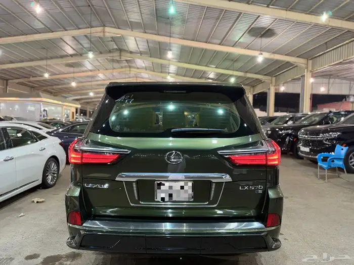 لكزس LX570 2021 سعودي 4