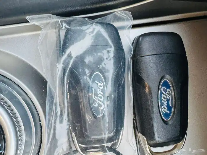 للبيع فورد اكسبلور نص فل دبل 6 سلندر 27