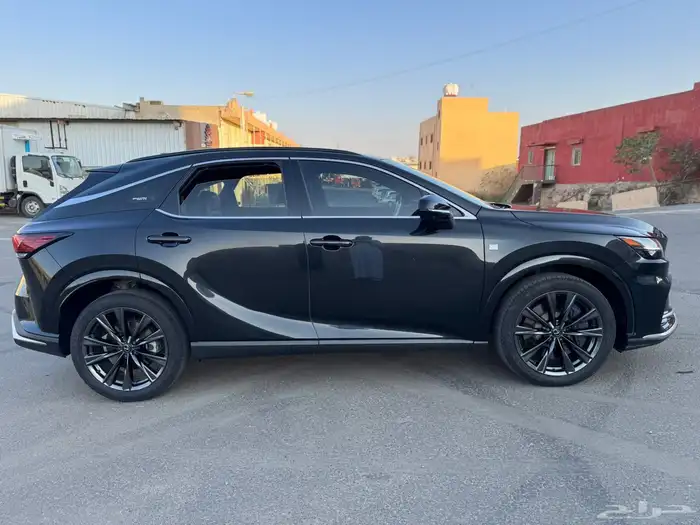 لكزس 2024 RX350 بنزين اف سبورت فل كامل 4