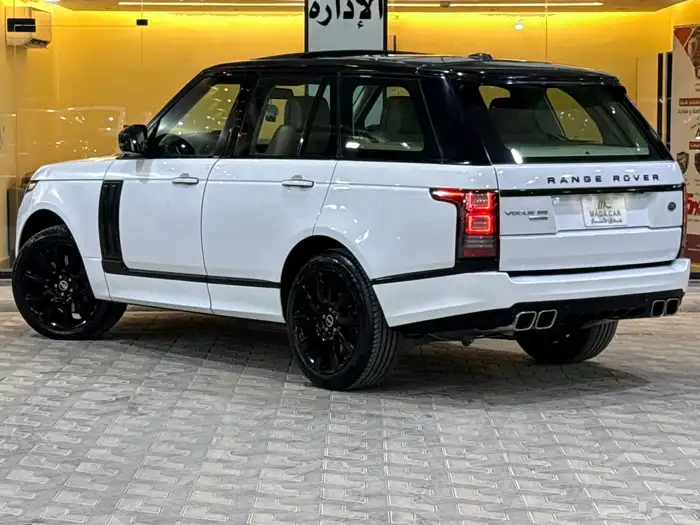لاندر روفر - رنج روفر - 2016 - سوبر تشارج -( بحالة ممتازة ) 20