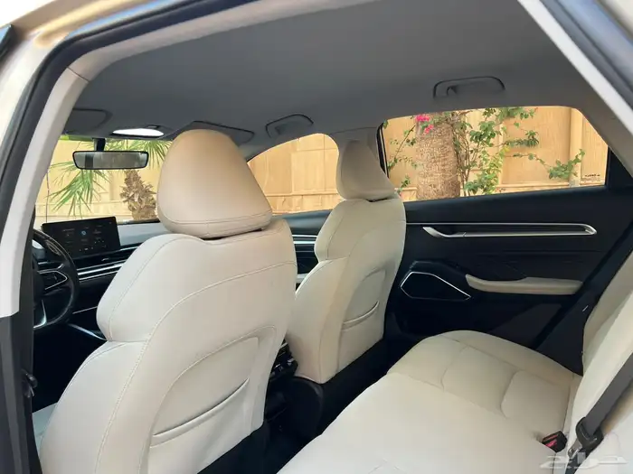 جيلي ام جراند سعودي 7