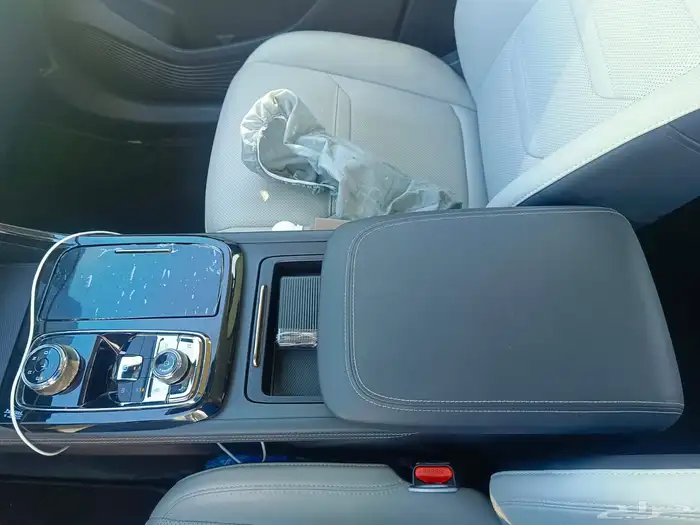 فورد تيريتوري 2023 أمبيانتي بلس المطور 12