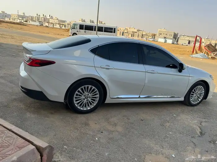 كامري فئة LE موديل 2025 2