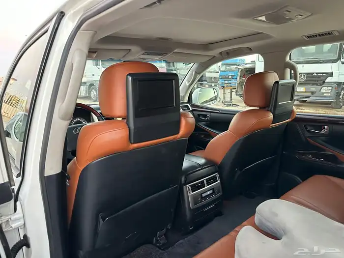 جيب لكزس 2012 سعودي فل كامل بدي ومحركات وكالة 27