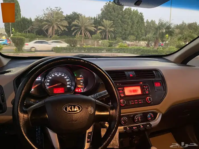 كيا ريو للبيع 3