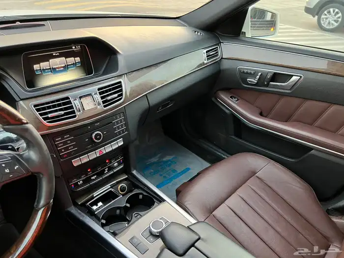 مرسيدس E300 2016 (بحالة ممتازة) 14