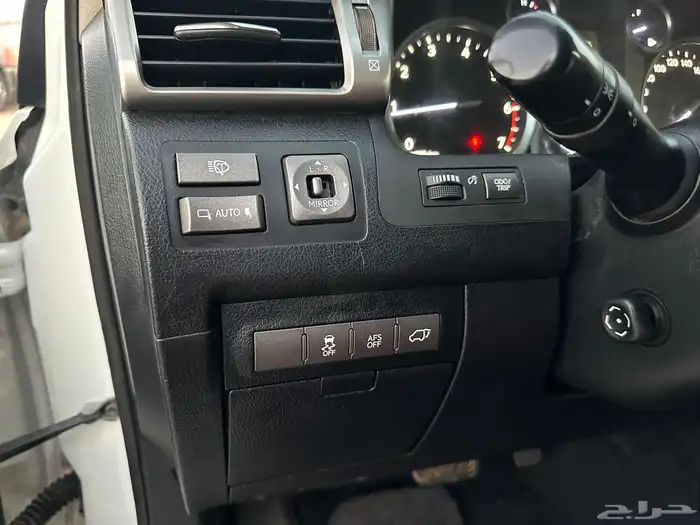 جيب لكزس 2012 سعودي فل كامل بدي ومحركات وكالة 15