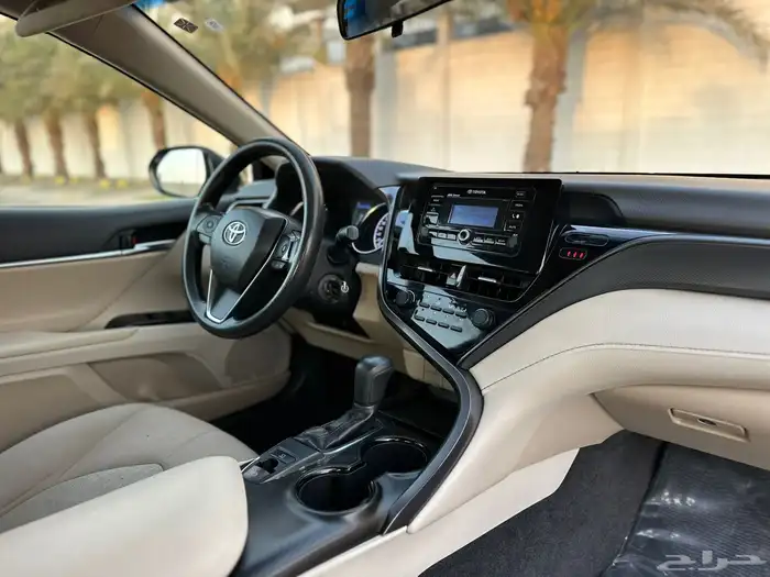 تويوتا كامري 2021 LE بنزين 8