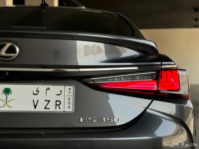 لكزس ES 350 2023 9