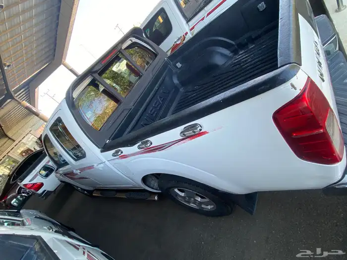 سيارة نفارا للبيع 4