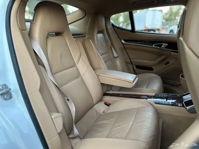 بورش بانميرا 4S 2013 ( ممشى قليل ) 34