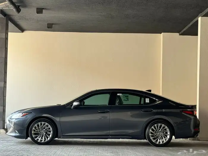 لكزس ES 350 2023 21