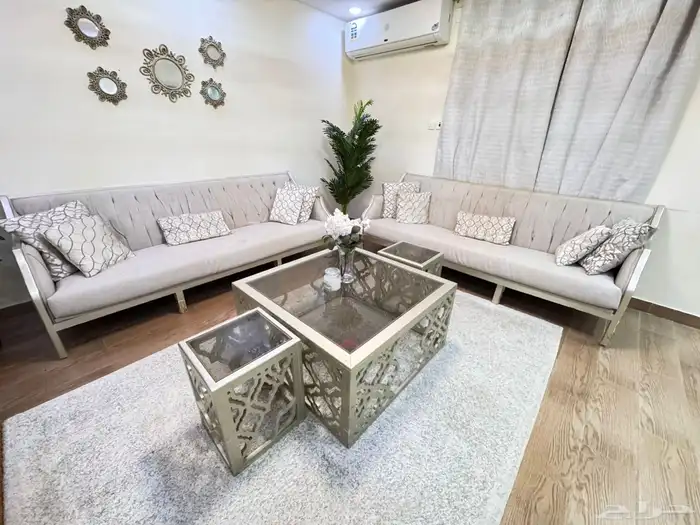 كنب مستخدم نظيف 1