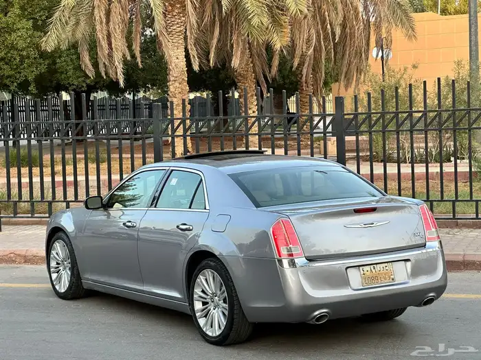 كرايزلر C300 HEMI 2014 ( ممشى قليل ) 6