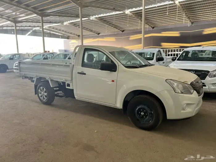 ايسوزو جوانب 2026 مكينه 2500 سي 136 حصان 83000 ش ضريبه ولوح 0