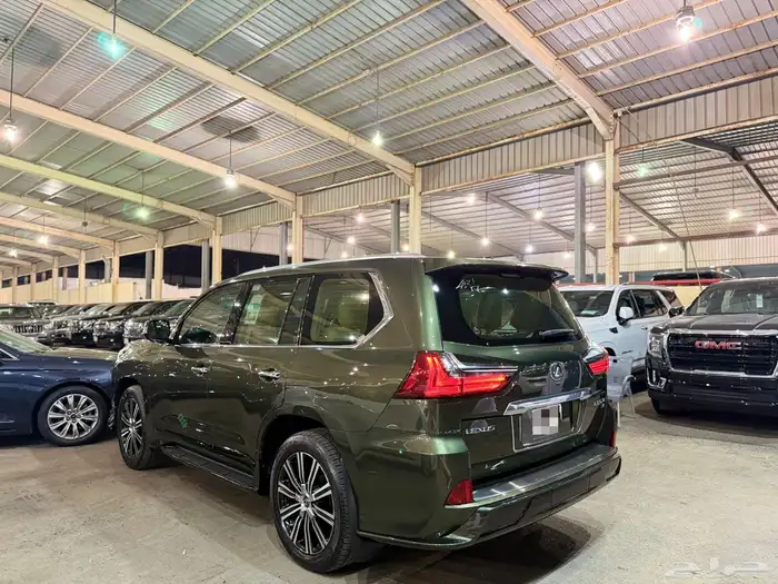 لكزس LX570 2021 سعودي 5