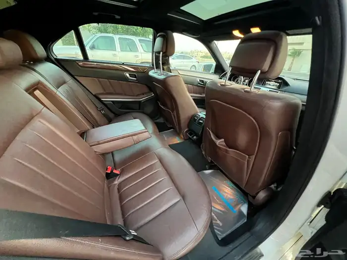 مرسيدس E300 2016 (بحالة ممتازة) 16