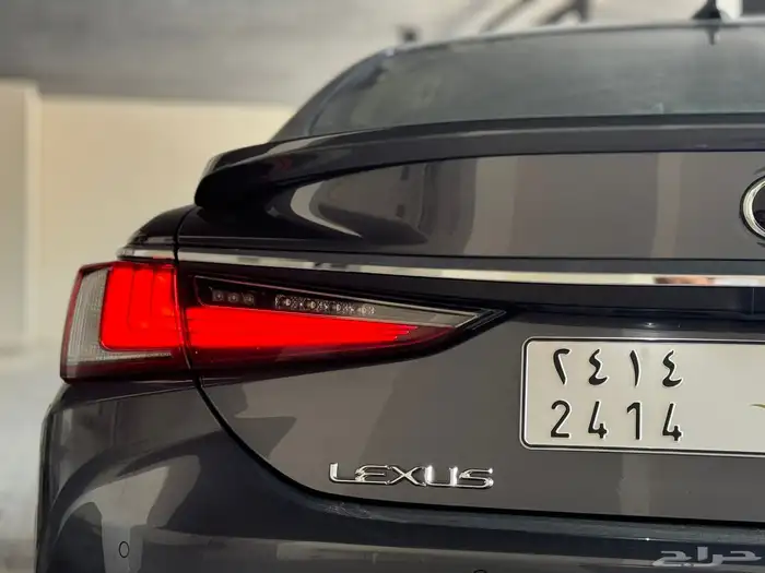 لكزس ES 350 2023 2