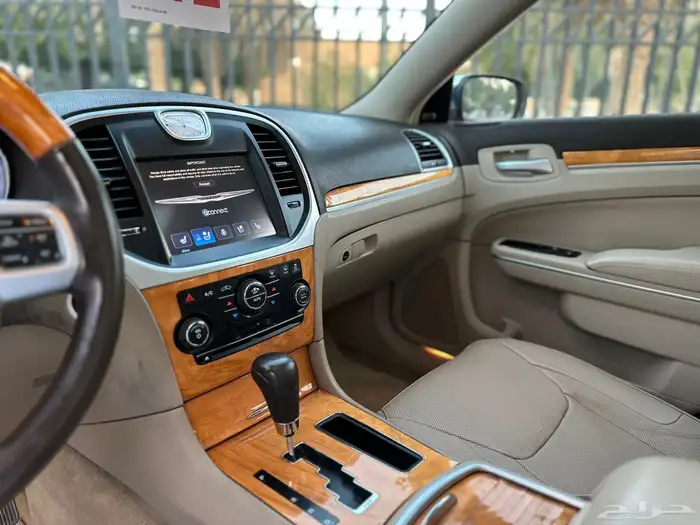 كرايزلر C300 HEMI 2014 ( ممشى قليل ) 52