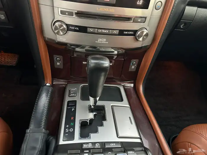 جيب لكزس 2012 سعودي فل كامل بدي ومحركات وكالة 26