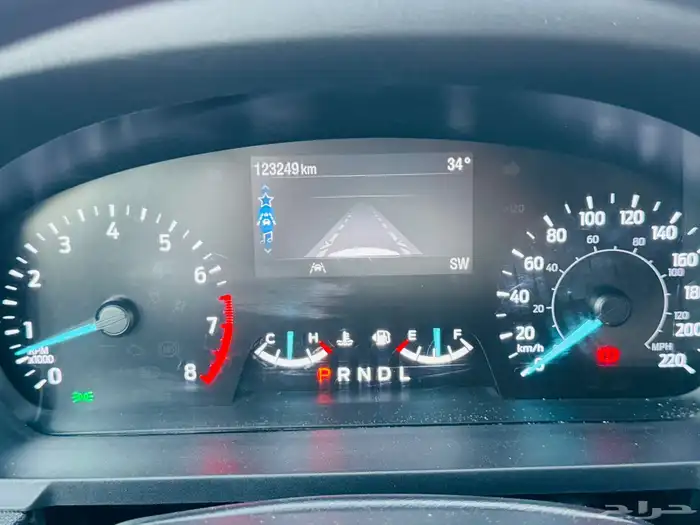 للبيع فورد اكسبلور نص فل دبل 6 سلندر 24