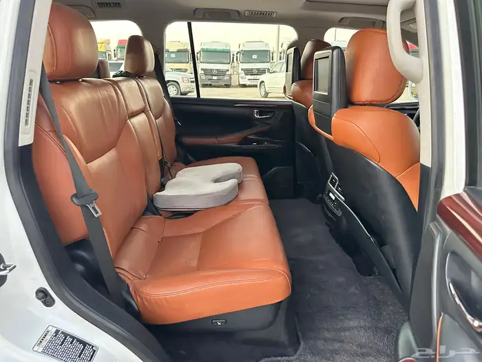 جيب لكزس 2012 سعودي فل كامل بدي ومحركات وكالة 25