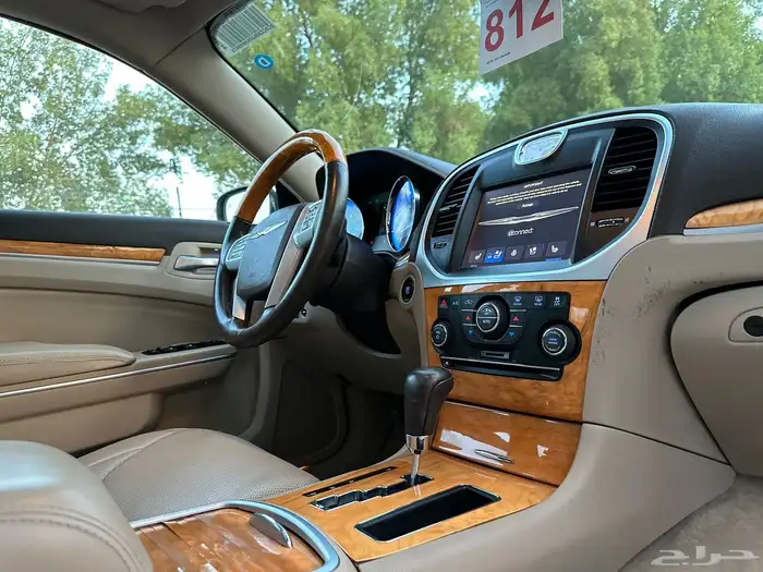 كرايزلر C300 HEMI 2014 ( ممشى قليل ) 48