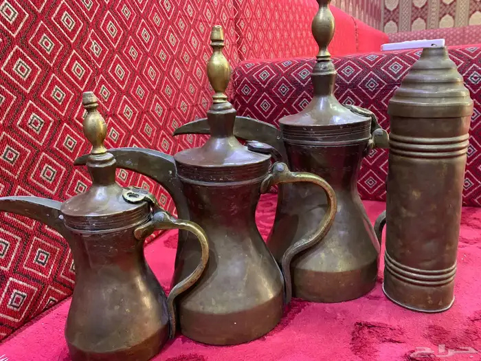 دلال قريشيات صناعه سوريه نحاس من فوق 80 سنه 1