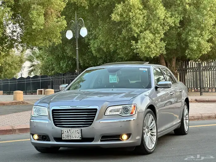 كرايزلر C300 HEMI 2014 ( ممشى قليل ) 1