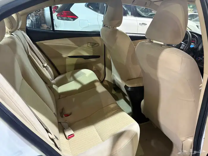 تويوتا يارس 2021 11