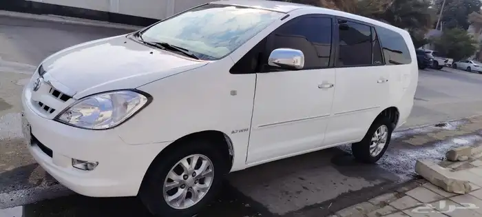 انوفا 2006 نظيفه جدا ممشى قليل 3