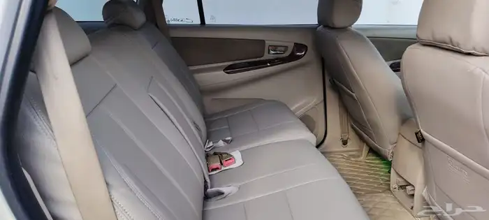 انوفا 2006 نظيفه جدا ممشى قليل 4