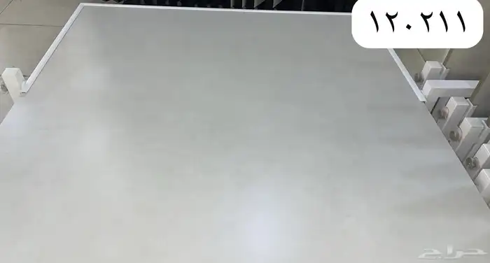 السلام عليكم متوفر بورسلان داخلي 80.80 3