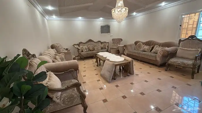 كنب نظيف للبيع 1