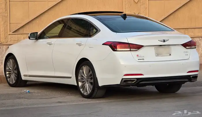 جينيسيس g80 موديل 2015 4