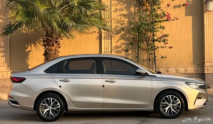 جيلي ام جراند سعودي 4