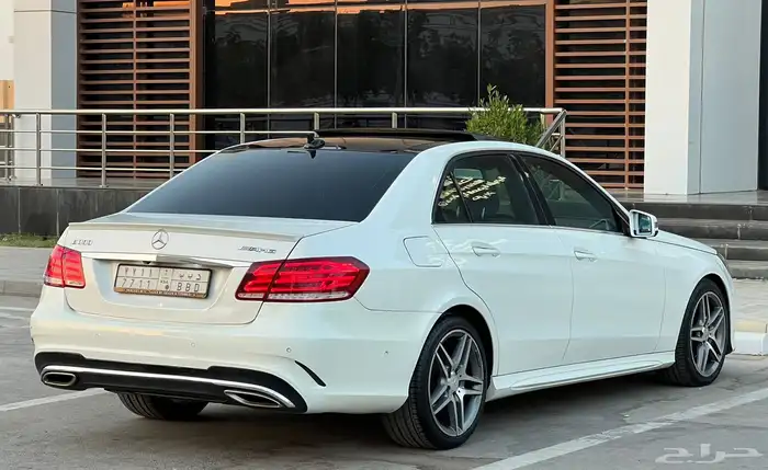 مرسيدس E300 2016 (بحالة ممتازة) 8