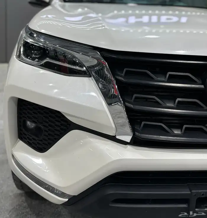 فورشنر ديزل 2021 بريمي دبل دفلك لدى معرض(الرشيدي) 5