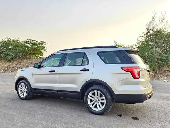 اكسبلورر موديل 2016 11