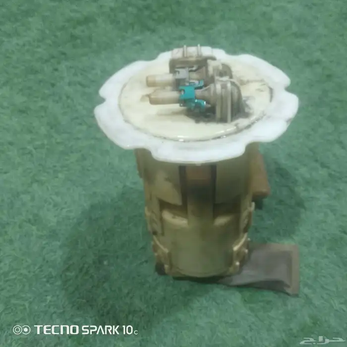 طرمبه بنزين اصلي وكاله نيسان صني من موديل 2000 الى 2003 شرط 0