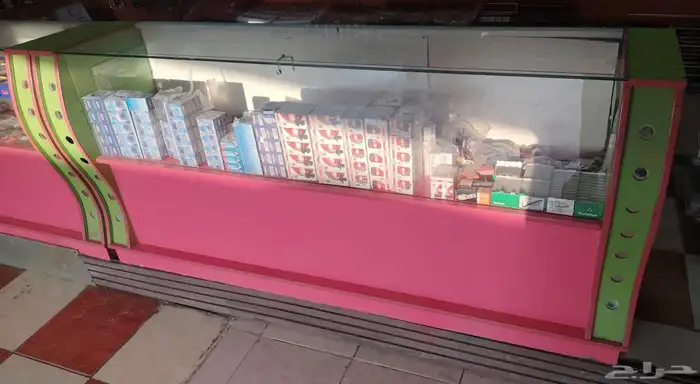 يوجد طاولات للبيع العدد5 حبه 0