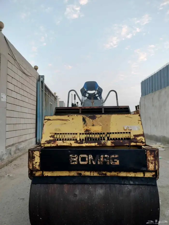 للبيع رصاصه بوماك دركسون 2005ديزل 8