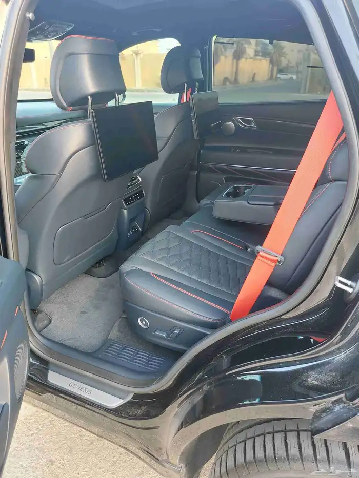 جينسس Gv 80 شبه أصفار(جديد) 5