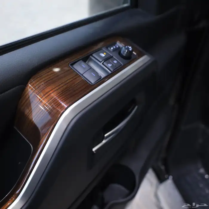 تويوتا جرانفيا ميني فان موديل 2025 7