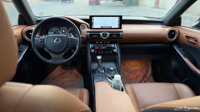 لكزس2022 IS 300 BB للبيع 17